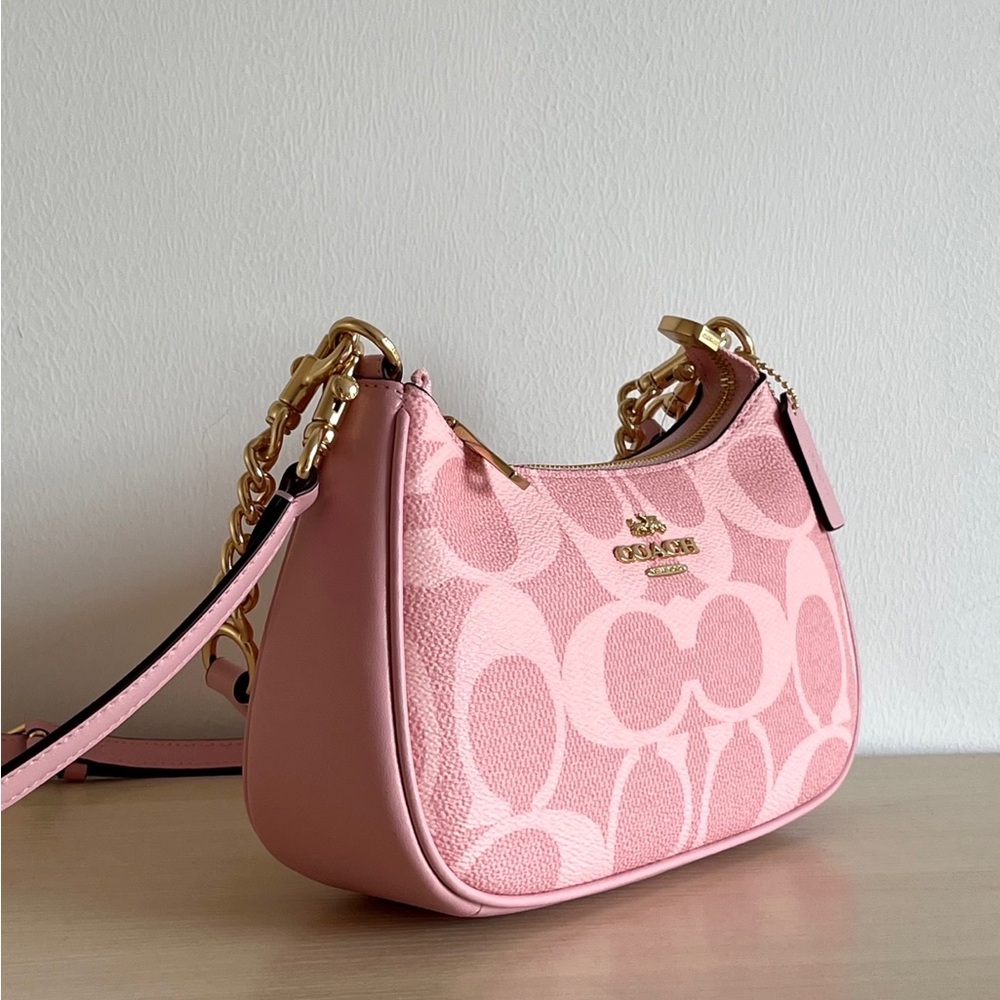 Coach Pink Signature Canvas Mini Shoulder Bag with Gold Chain - Picture 2 of 9
